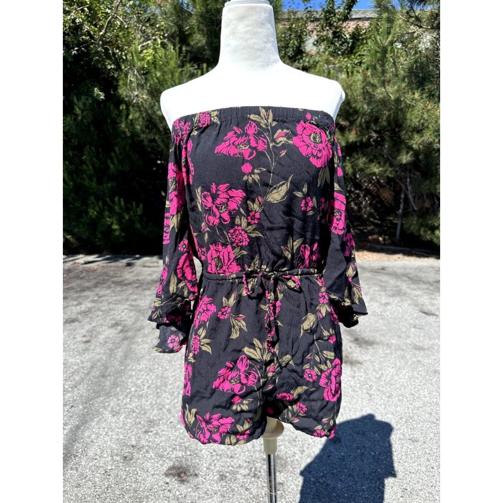 Express Romper Women's Extra Small Black/Pink Floral Print Bell Sleeve Summer